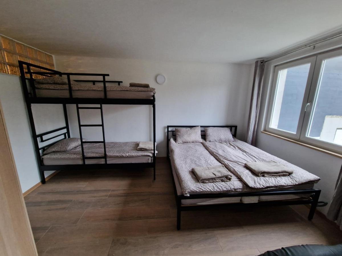 Origo Rooms And Apartments オスレンドネスロヴェンスカ エクステリア 写真